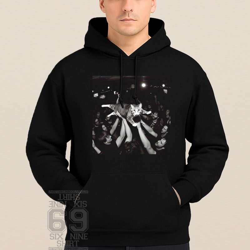 men balck hoodie cat crowd surfing funny concert outfit