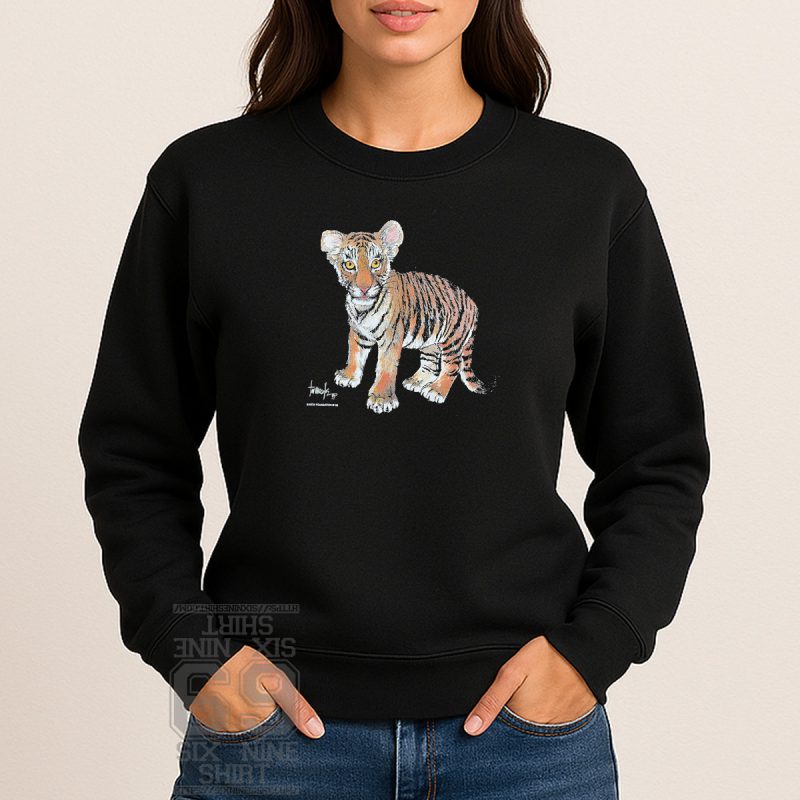 Vintage Alore 1999 Tiger Cub Earth Foundation Sweatshirt with graphic of baby tiger