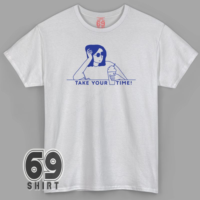 Relaxed coffee lover graphic tee in blue and white